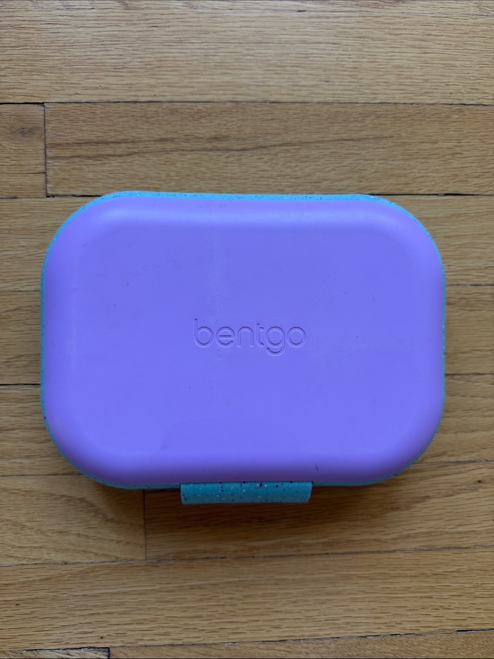 Bentgo Kids Lunch Box in Purple with Teal Accent